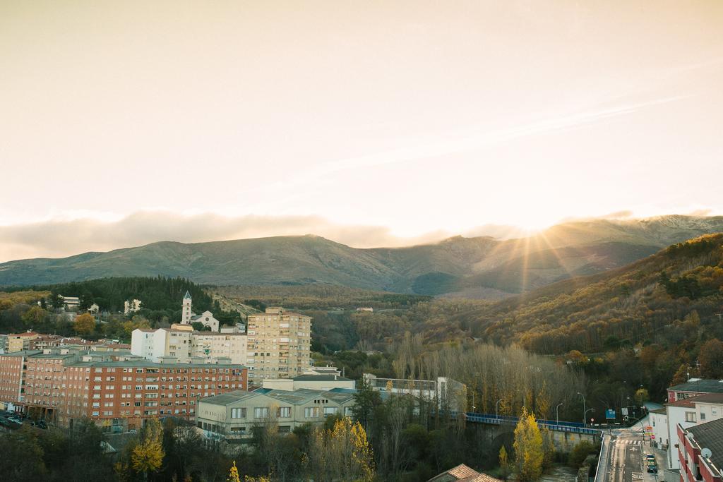 Estudios Sierra De Francia 贝哈尔 外观 照片